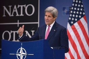 كيري يزور ميانمار للترحيب بالإصلاحات والحث على المزيد من هذه الإصلاحات