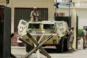 السلطات الاسرائيلية ترفع الحظر عن توريد الاسمنت الى قطاع غزة