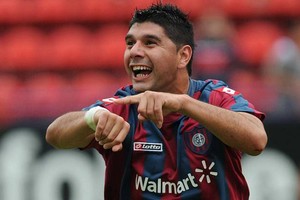 نيستور أورتيجوزا يغيب عن منتخب باراغواي في كوبا أميركا للإصابة