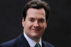 أوزبورن: بريطانيا تجازف بركود يستمر عاما إذا صوتت لصالح الانسحاب من الاتحاد الأوروبي