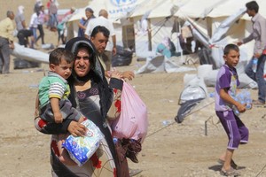 اليونان تعتزم إخلاء مخيم اللاجئين في إيدوميني