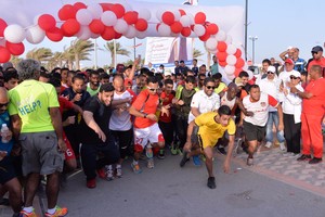 بن هندي: أهالي المحرق يثمنون عاليا مبادرات ناصر بن حمد للإرتقاء بالحركة الشبابية والرياضية