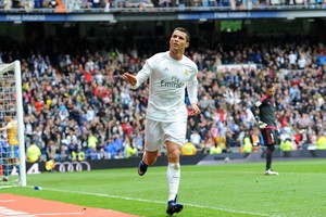 رونالدو يرغب أن يجدد ريال مدريد عقده