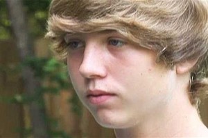 اعتقال طالب أميركي كتب قصة عن قتل ديناصور