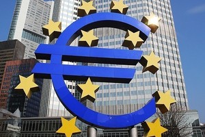 منطقة اليورو وصندوق النقد الدولي يتفقان حول ديون اليونان