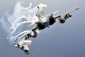 روسيا تؤجل غاراتها الجوية في سورية حتى تنفصل مجموعات مسلحة عن 'النصرة'