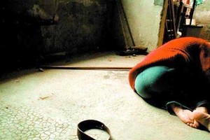 مغتصبو الأطفال بإندونيسيا يواجهون الإخصاء الكيميائى بمقتضى مرسوم رئاسي