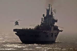 بريطانيا تنوي إرسال سفينة لمكافحة تهريب البشر والسلاح قبالة ليبيا