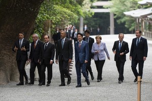 الاتحاد الأوروبي يطالب قادة مجموعة السبع بالمساعدة في أزمة اللاجئين