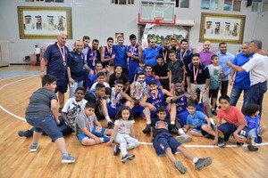 بالصور... المنامة يتوج بكأس الشباب لكرة السلة