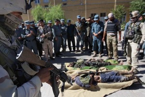 مقتل تسعة متمردين بينهم زعيمان من طالبان في اشتباكات بإقليم اوروزجان وسط أفغانستان