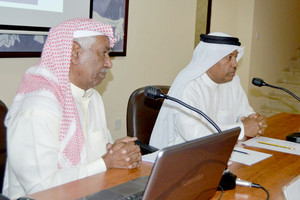 العريفي يستعرض تاريخ المسرح البحريني في أسرة الأدباء والكتاب