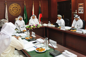  مجلس أمناء جامعة الخليج العربي يكرم الغنيم والمطوع