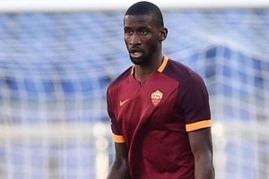 روما الايطالي يتعاقد رسميا مع المدافع الألماني أنطونيو روديجر