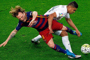 فوز ريال مدريد بدوري الأبطال يفرض على برشلونة الإنفاق بأرقام عالية