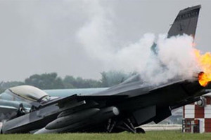 تحطم طائرتين حربيتين أميركيتين في حادثين ومقتل شخص