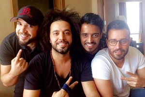 محمد عبدالوهاب يجمع جريني وسعد رمضان في أغنية واحدة 