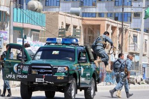 7 قتلى في هجوم لطالبان على محكمة في افغانستان