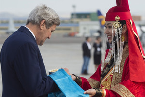 كيري يصل إلى منغوليا في زيارة ذات طابع اقتصادي