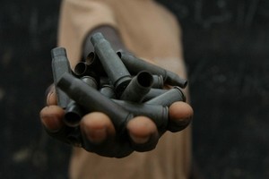 دراسة جديدة تبين أن إيران والسعودية والإمارات من الدول الأقل شفافية المصدرة للأسلحة الصغيرة