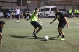 فوز فريقي السنابس والنواخذة في دورة مركز كرباباد الرمضانية