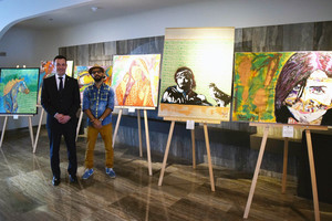 فندق آرت روتانا يستعرض أعمال فناني البحرين الناشئين