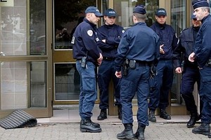 الشرطة الفرنسية تستجوب اسقف ليون في قضيتي تستر على اعتداءات جنسية على أطفال