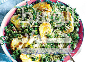 كوسكوس مع جبنة حلومي مشوية