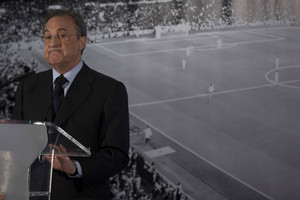 ريال مدريد وحافة الإيقاف في سوق الانتقالات