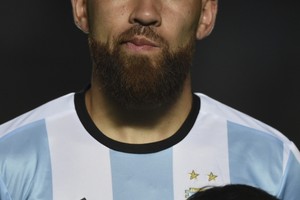 نجم التانغو الأرجنتيني: يتعين علينا الفوز بلقب كوبا أميركا 2016