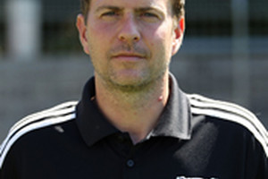 وفاة ساشا ليفاندوفسكي المدرب السابق لباير ليفركوزن