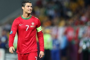 رونالدو يعد رئيس البرتغال بالتألق فى اليورو