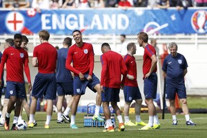 انجلترا تخشى مفاجآت روسيا في مستهل مبارياتها في يورو 2016