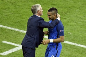 كأس أوروبا 2016: ديشان يشيد بباييت نجم الافتتاح