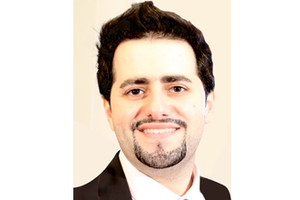 أخصائي: تفريش الأسنان والإكثار من شرب العصائر غير المحلاة لحماية الفم في الصيام