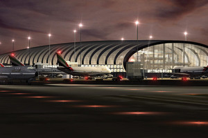 اغلاق مطار دبي لأكثر من ساعة بسبب طائرة بدون طيار