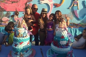 شاهد كيف احتفلت نانسي عجرم بعيد ميلاد ابنتيها