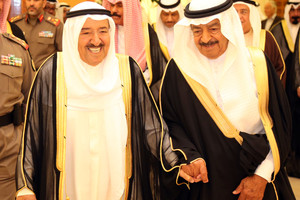 أمير الكويت يستقبل رئيس الوزراء ويؤكدان ضرورة السير بخطى متسارعة باتجاه مزيد من التعاون الإقليمي لحفظ أمن المنطقة واستقرارها 