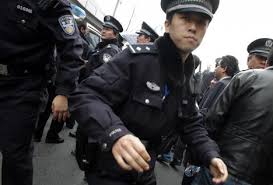 ثلاثة مصابين في انفجار مواد ناسفة بدائية الصنع في مطار صيني