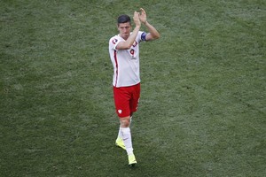 ليفاندوفسكي سعيد بالفوز على أيرلندا الشمالية