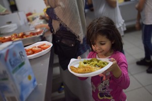 إصابة طفلة وفتى في اطلاق نار على مركز للاجئين في المانيا