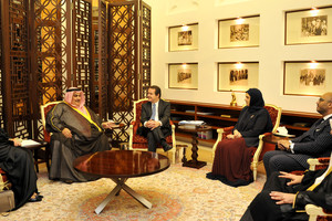 وزير الخارجية يستقبل مساعد الأمين العام للأمم المتحدة يانك كليمارك