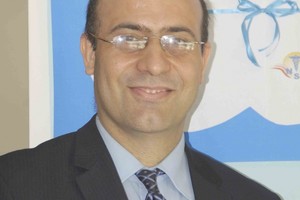 استشاري السكري وضغط الدم لـ 'بنا' يحذر من إهمال بعض المرضى الصائمين لأدويتهم ويدعو لتجنب الأغذية المملحة  