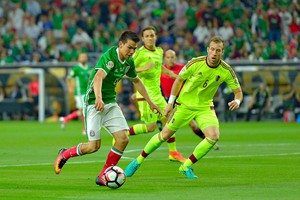 كوبا أميركا... المكسيك تتصدّر المجموعة الثالثة بتعادلها مع فنزويلا