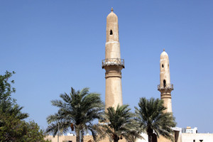 طقس البحرين : حار نسبياً خلال النهار يتحوّل إلى حسن أثناء الليل   