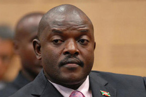 مدرسة ثانوية في بوروندي تفصل 230 طالبا شوهوا صورة الرئيس في الكتب