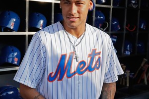 نيمار يعتذر عن إهانة الجماهير البرازيلية