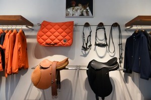 جيل الألفية هدف صعب للماركات الفاخرة 