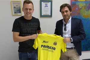 تشيرتشيف إلى فياريال لخمس سنوات