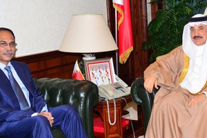 حميدان يستعرض تعزيز التعاون العمالي والتنموي مع سفير بنغلاديش